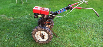 Vari systém tera malotraktor v dobrém stavu. Motor