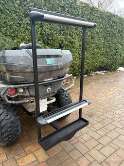 Držák, nosič lyží