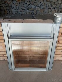 Střešní výlez 60 x60 cm - nový