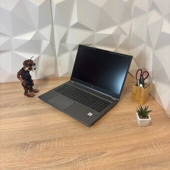 Výkonný HP ZBook Fury 15 i7-10850H/32GB/1TB/RTX3000 W11 ZAR