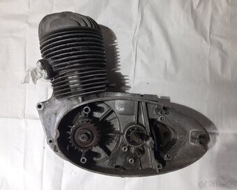 Motor Jawa 250/353 kývačka