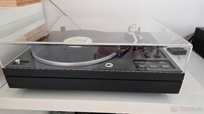 Gramofon Tesla MC 400