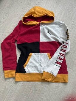 Mikina Nike Jordan vel.147-163/12-13let/