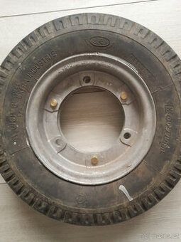 Kolo na přívěsný vozík