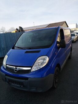 Rozprodám na díly Opel Vivaro 2.0CDTI