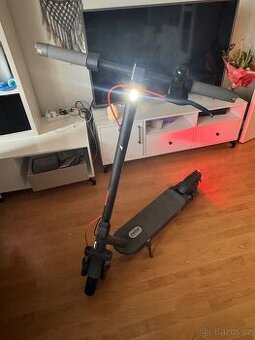Elektronická koloběžka Xiaomi Electric Scooter 5 Max GL