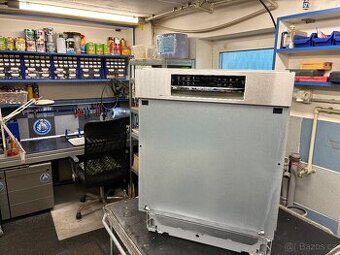 Myčka nádobí BOSCH, REPASOVANÁ SE ZÁRUKOU