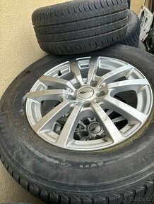 Zimní Pneu 245/65 r17