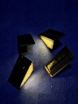 sada LED solárních světel na schody (4 ks)