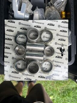 Ložiska kyvné vidlice Ktm 05-14