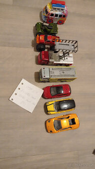 Autíčka sada 8 ks (sada č.1)