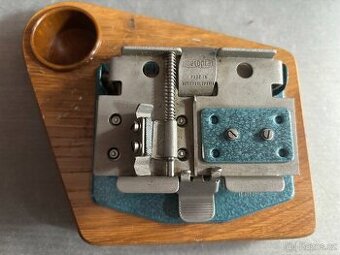 Meopta řezačka na film / kinofilm