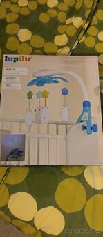 Hrací kolotoč nad postýlku