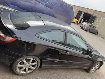 ND na Mercedes sport coupe C 230 kompresor,manuál