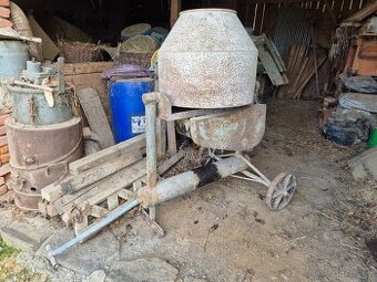 stavební míchačka