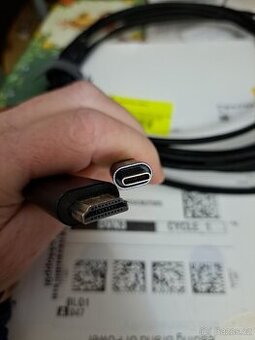 Kabel USB C na HDMI 4K.. 5 metrů