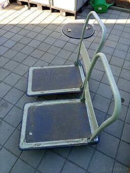 2 voziky- cena za oba