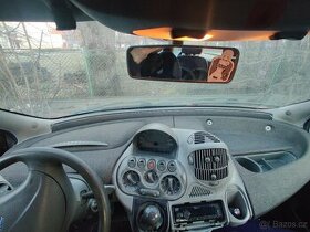 Palubní deska šedá - interiér - Fiat Multipla