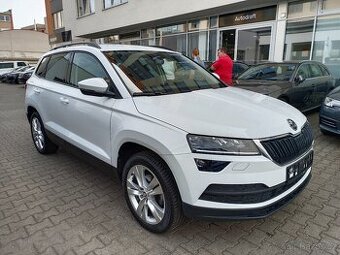 Škoda Karoq Style 1.5TSI 110kW DSG 54tkm Full LED Keyless