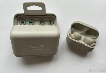 Sony WF-1000XM4 sluchátka