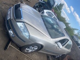 Náhradní díly Octavia2  před facelift,kód barvy 9201