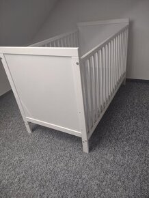 Prodám dětskou postýlku