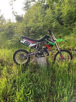 NA PRODEJ – Kawasaki KX 85 17/14 (2009)