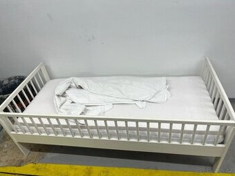 Postel dětská ikea