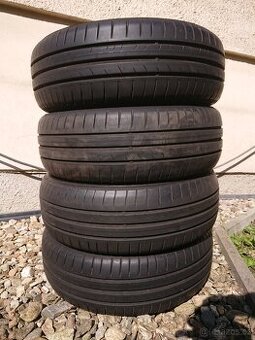 Letní pneu 195/65 R15 Dunlop Sport Bluresponse