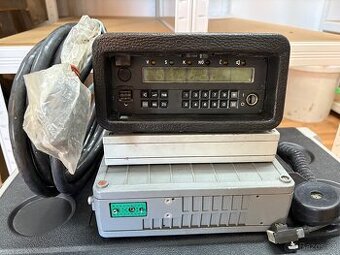 Velitelský radiotelefon TESLA AMR SNB VO32