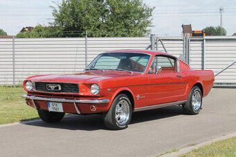 1966 Ford Mustang Fastback 289 V8, manuál, perfektní stav