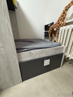 Patrová postel se skříní a šuplíky