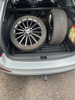 Alu kola turini 5x112 R18