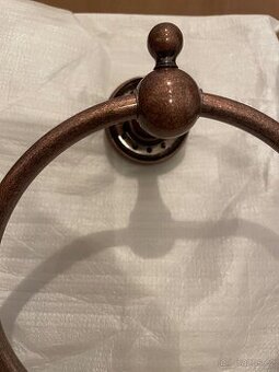 Věšák na ručník