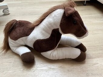 Kůň plyšový ležící, konik