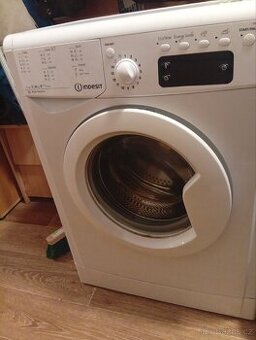 Prodám pračku idezit - 1