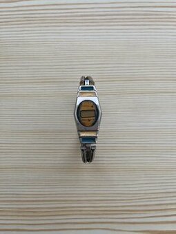 Retro náramkové hodinky Zuritron