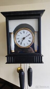 Starožitné nástěnné hodiny