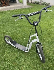 Koloběžka Yedoo Four