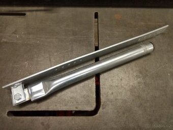 Držák antény na krov variabilní