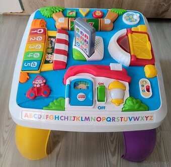 Interaktivní hrací stolek Fisher Price pejsek