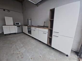 Kompletní kuchyně NOBILIA MAGNOLIA MATT vč. spotřebičů - 1