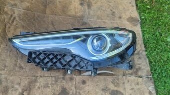 Alfa Romeo Stelvio levé světlo xenon - 1