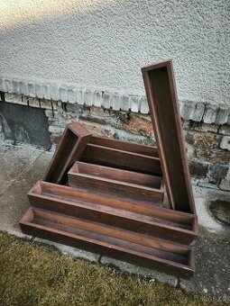 Dřevěné truhlíky