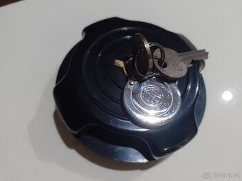 Uzáver nádrže SKODA