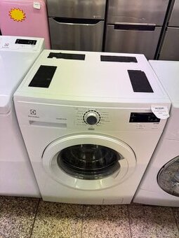 Pračka Electrolux na 7 kg
