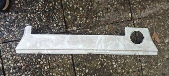 škoda favorit maska bílá