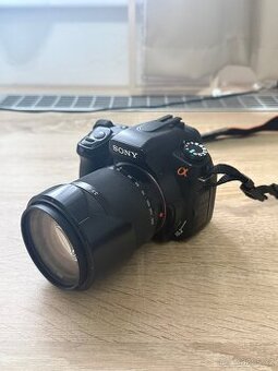 Sony Alpha A300 + univerzální 18-200mm + blesk HVL-F58AM