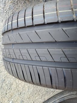 195/40/17 225/40/18 245/40/19 255/35/19 235/45/20 kusovka