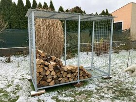 Nový modulový dřevník 4,5 m3